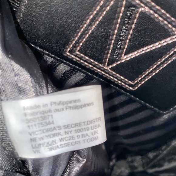 Victoria’s Secret Exotic Mix Mini Backpack Flower Hangtag Chain Zipper - Picture 6 of 7